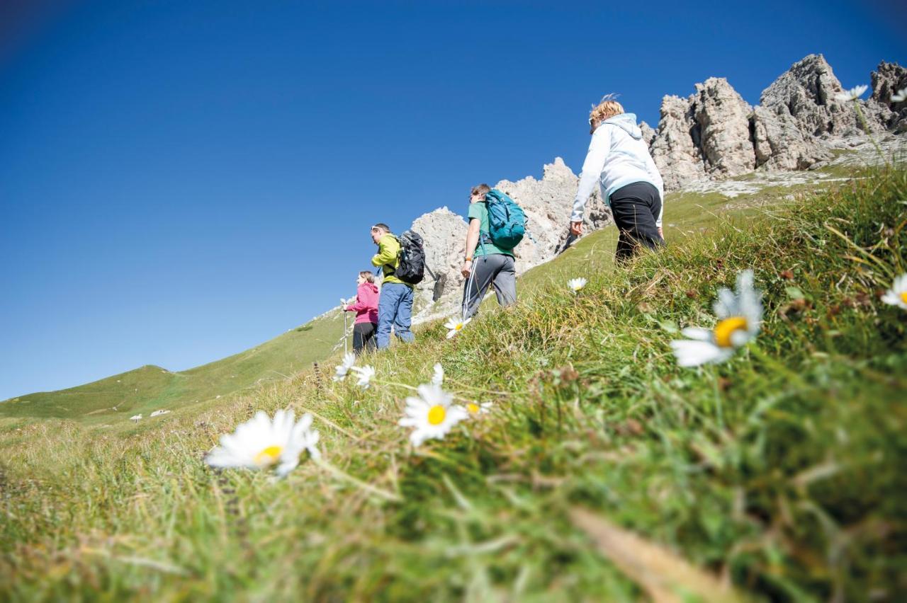 Kedul Lodge Santa Cristina Val Gardena ภายนอก รูปภาพ