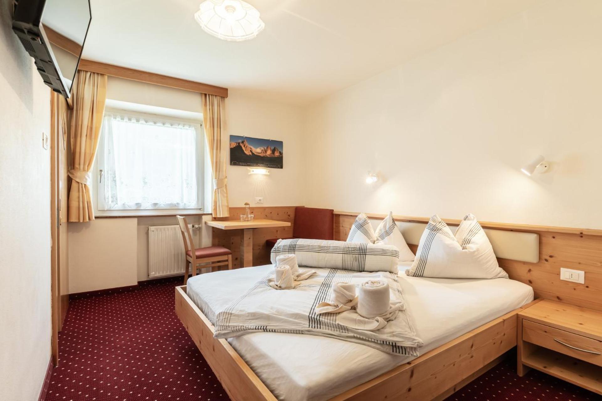 Kedul Lodge Santa Cristina Val Gardena ภายนอก รูปภาพ