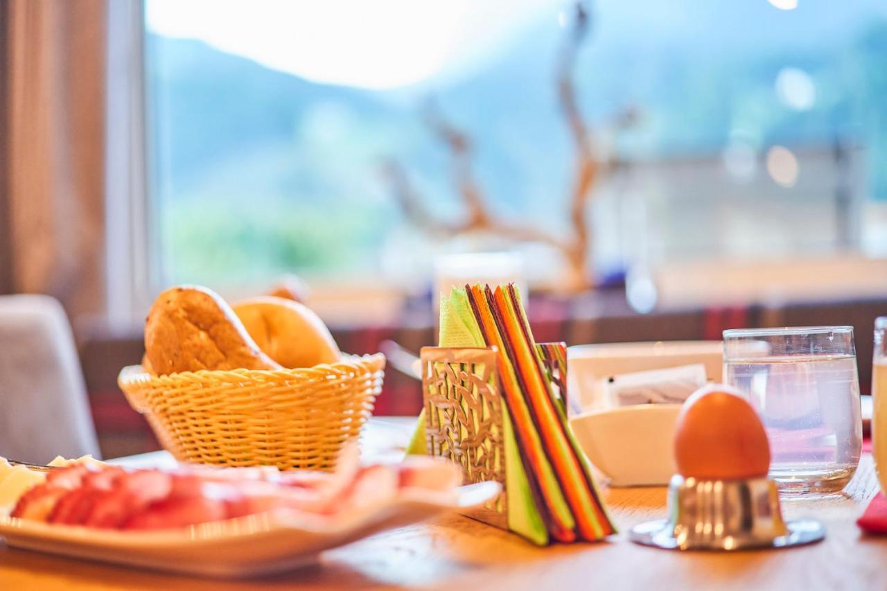 Kedul Lodge Santa Cristina Val Gardena ภายนอก รูปภาพ