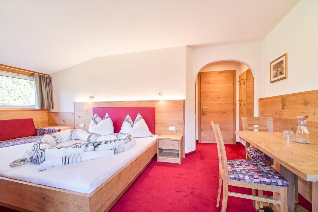 Kedul Lodge Santa Cristina Val Gardena ภายนอก รูปภาพ
