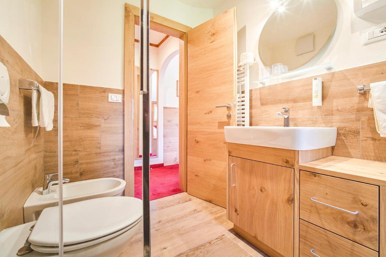 Kedul Lodge Santa Cristina Val Gardena ภายนอก รูปภาพ